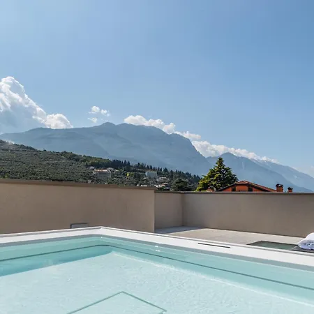 Essence - Charming Daire Riva del Garda